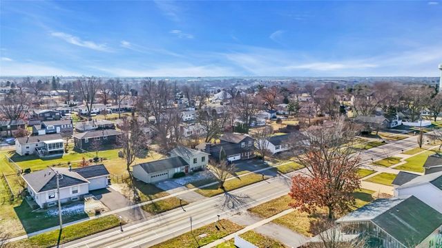 327 Boyson Road NE, Cedar Rapids, IA 52402