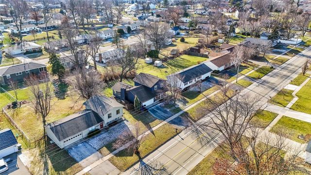 327 Boyson Road NE, Cedar Rapids, IA 52402