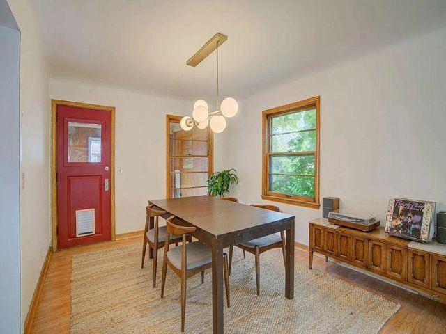 2011 Vincent Avenue N, Minneapolis, MN 55411