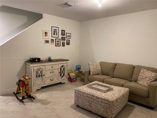 493 NE 5th Pl, Florida City, FL 33034