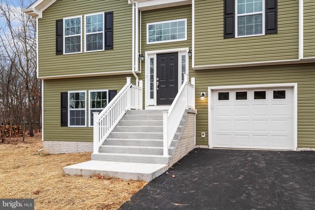 27 POWELL LANE, Martinsburg, WV 25404