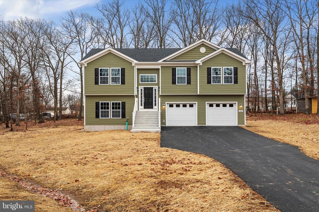 27 POWELL LANE, Martinsburg, WV 25404