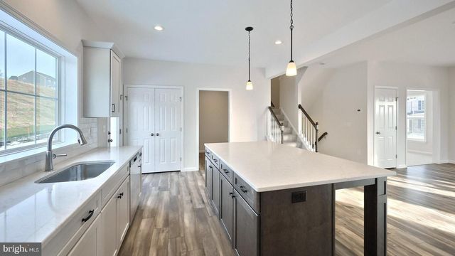 220 COPPER RIDGE DR, Newmanstown, PA 17073