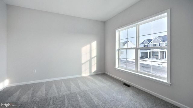 220 COPPER RIDGE DR, Newmanstown, PA 17073