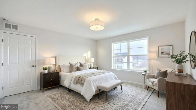 220 COPPER RIDGE DR, Newmanstown, PA 17073