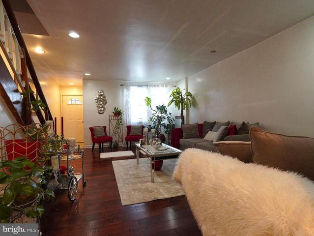 6734 REVERE ST, Philadelphia, PA 19149