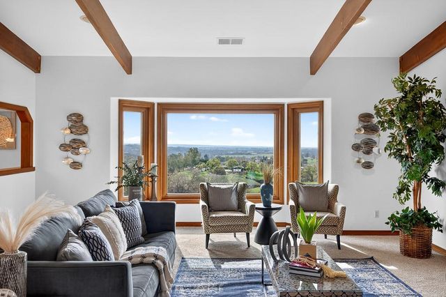 7730 Mccourtney Rd, Lincoln, CA 95648