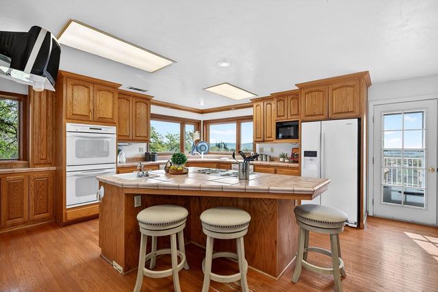 7730 Mccourtney Rd, Lincoln, CA 95648