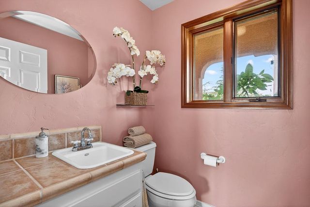 7730 Mccourtney Rd, Lincoln, CA 95648