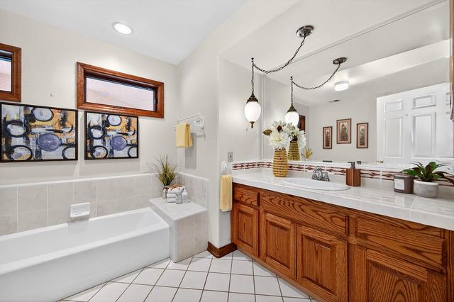 7730 Mccourtney Rd, Lincoln, CA 95648