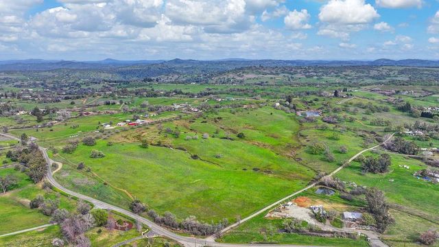 7730 Mccourtney Rd, Lincoln, CA 95648