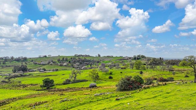 7730 Mccourtney Rd, Lincoln, CA 95648