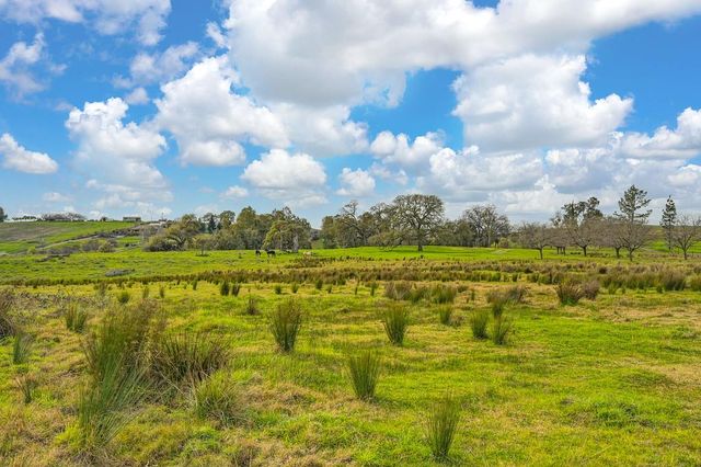 7730 Mccourtney Rd, Lincoln, CA 95648