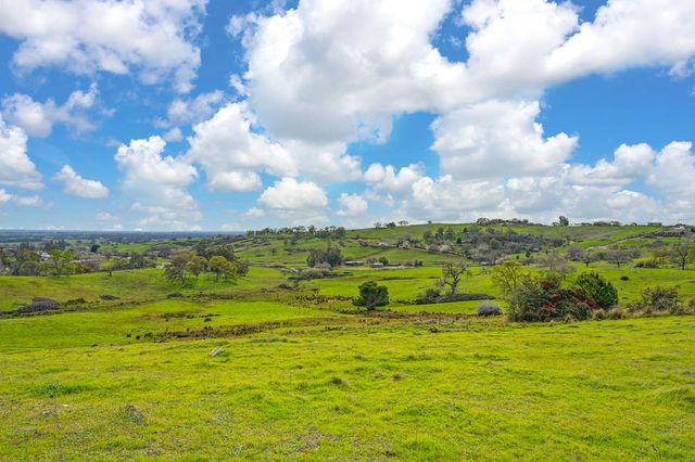 7730 Mccourtney Rd, Lincoln, CA 95648