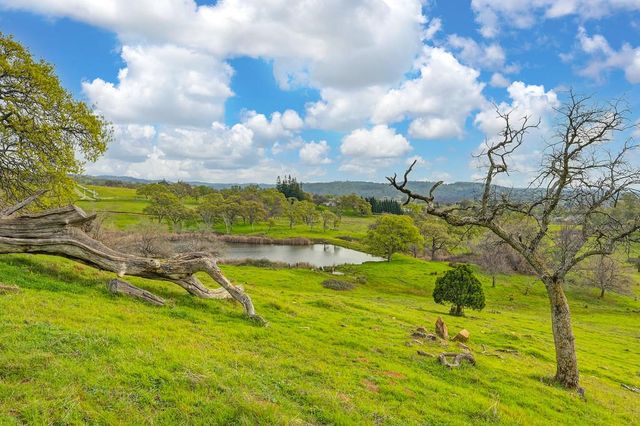 7730 Mccourtney Rd, Lincoln, CA 95648