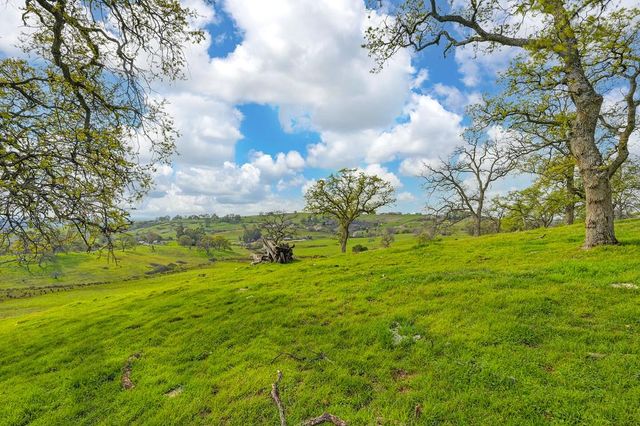 7730 Mccourtney Rd, Lincoln, CA 95648