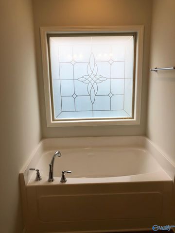 4309 Adventura Drive, Owens Cross Roads, AL 35763