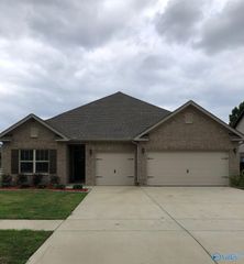 4309 Adventura Drive, Owens Cross Roads, AL 35763