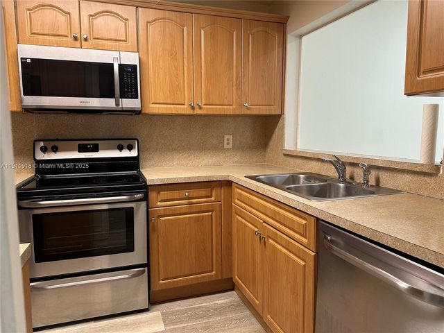 11354 SW 87th Ter 11354, Miami, FL 33173