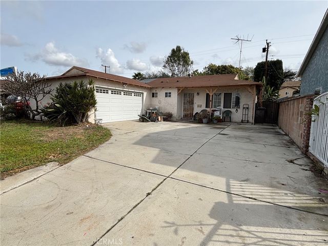 10236 Towneway, El Monte, CA 91733