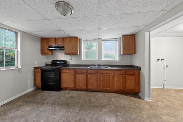 1312 W Loveland Avenue, Loveland, OH 45140