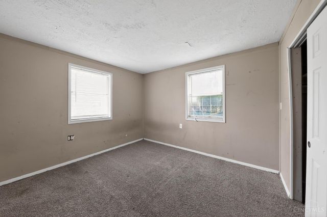 1312 W Loveland Avenue, Loveland, OH 45140