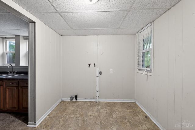 1312 W Loveland Avenue, Loveland, OH 45140