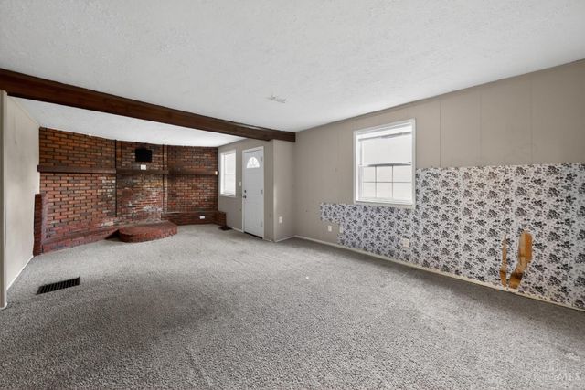 1312 W Loveland Avenue, Loveland, OH 45140