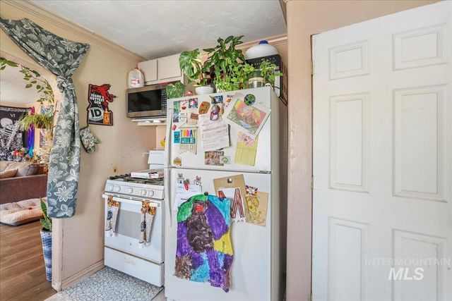 553 N Sparks St, Twin Falls, ID 83301