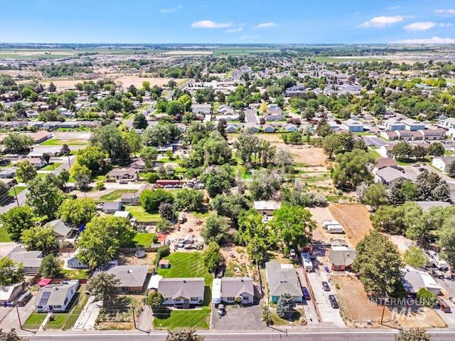 553 N Sparks St, Twin Falls, ID 83301