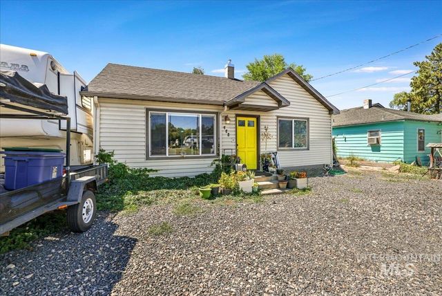 553 N Sparks St, Twin Falls, ID 83301