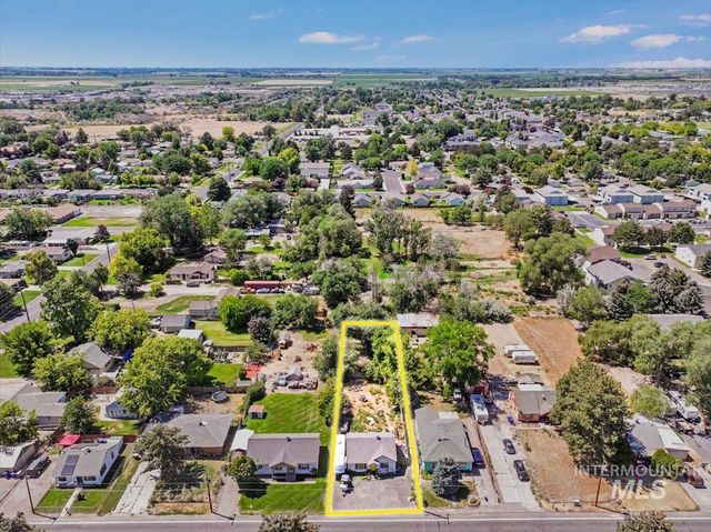 553 N Sparks St, Twin Falls, ID 83301