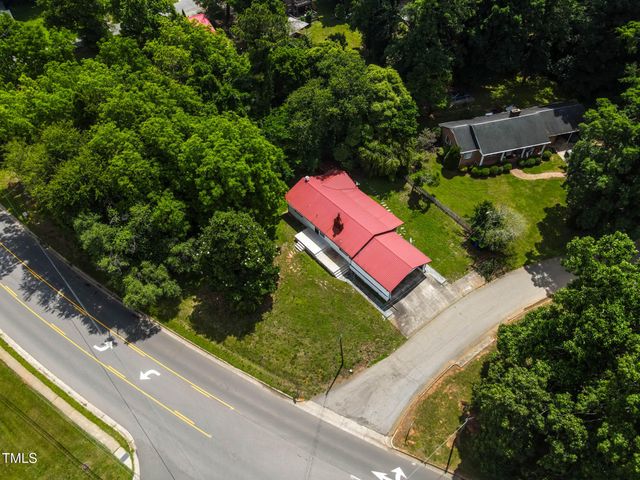 519 W Raleigh Street, Siler City, NC 27344