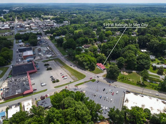 519 W Raleigh Street, Siler City, NC 27344