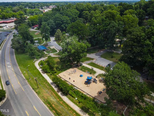 519 W Raleigh Street, Siler City, NC 27344