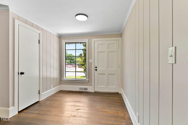 519 W Raleigh Street, Siler City, NC 27344