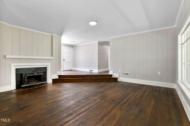 519 W Raleigh Street, Siler City, NC 27344