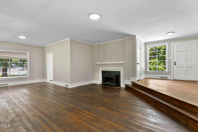 519 W Raleigh Street, Siler City, NC 27344