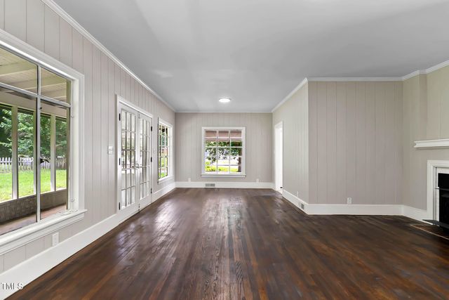 519 W Raleigh Street, Siler City, NC 27344