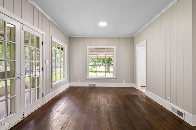 519 W Raleigh Street, Siler City, NC 27344