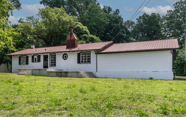 519 W Raleigh Street, Siler City, NC 27344