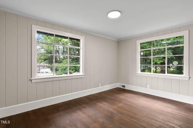 519 W Raleigh Street, Siler City, NC 27344