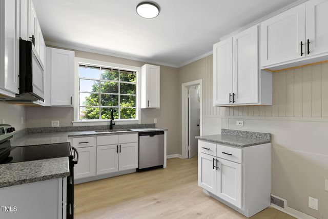 519 W Raleigh Street, Siler City, NC 27344