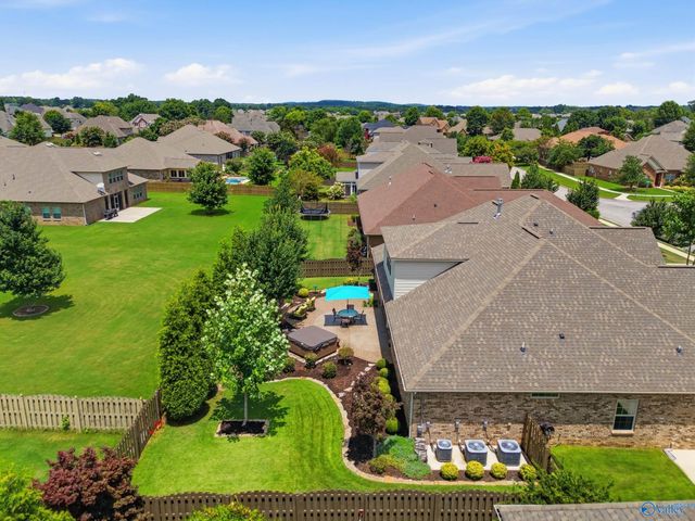 32 Forest Meadow Blvd SW, Huntsville, AL 35824