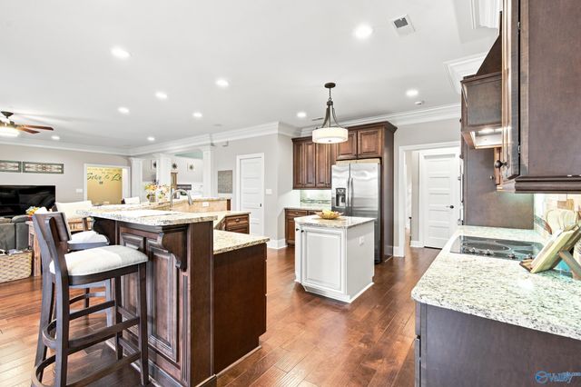 32 Forest Meadow Blvd SW, Huntsville, AL 35824