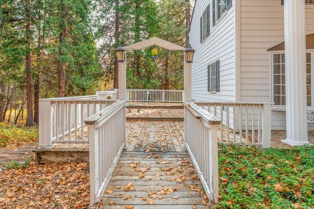 1540 Eddy Drive, Mount Shasta, CA 96067