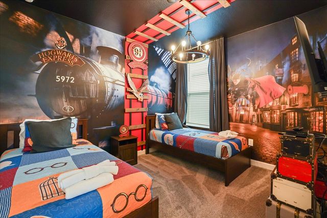 8946 PLAY THROUGH DRIVE, Davenport, FL 33896