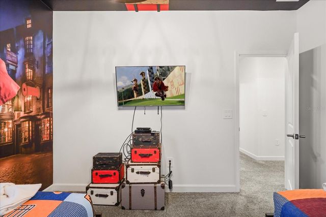 8946 PLAY THROUGH DRIVE, Davenport, FL 33896