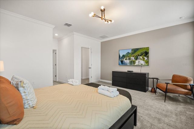 8946 PLAY THROUGH DRIVE, Davenport, FL 33896