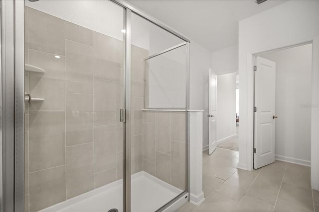 8946 PLAY THROUGH DRIVE, Davenport, FL 33896